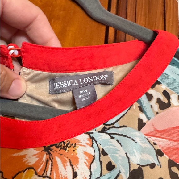 Top - Picture 3 of 4